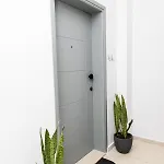 #avant_garde #beach 2',downtown 5'